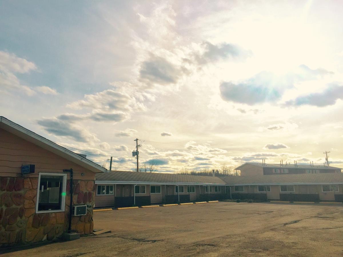 Hillcrest Motel Manning Buitenkant foto